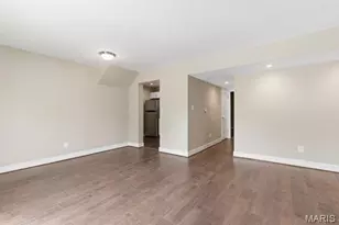 9129 Wrenwood Ln, Brentwood, MO 63144 - Photo 6