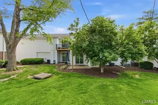 9129 Wrenwood Ln, Brentwood, MO 63144 - Photo 28