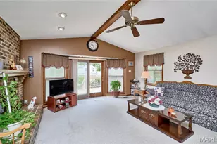 10808 Three Ct Dr, Saint Louis, MO 63123 - Photo 14