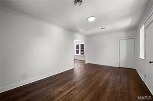 5006 Tholozan Ave, Saint Louis, MO 63109 - Photo 22