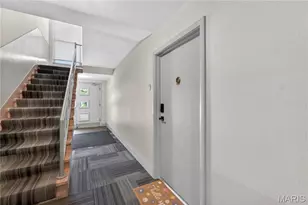 4 Delcrest Ct, University City, MO 63124 - Photo 32