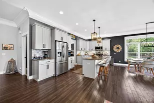829 Mule Creek Dr, Wentzville, MO 63385 - Photo 8