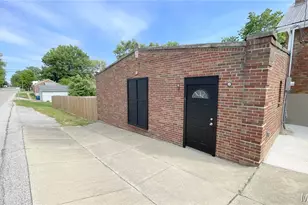 755 Pardella Ave, Saint Louis, MO 63125 - Photo 2