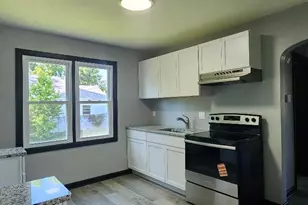 4325 Edgewood Blvd, Saint Louis, MO 63121 - Photo 8