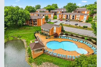 2008 Greenglen Drive #203, Kirkwood, MO 63122 - Photo 8