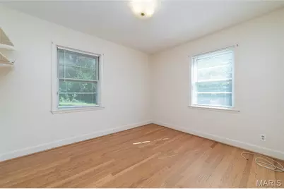 111 Royal Avenue, Saint Louis, MO 63135 - Photo 10
