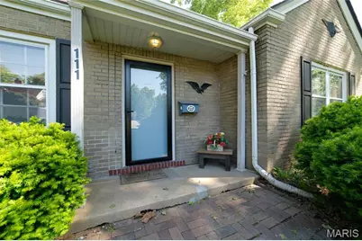 111 Royal Avenue, Saint Louis, MO 63135 - Photo 2