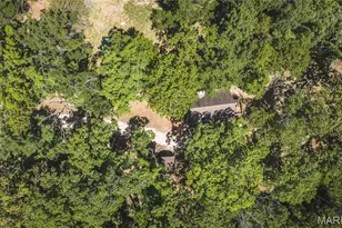 2034 Big Bear, Cuba, MO 65453 - Photo 2