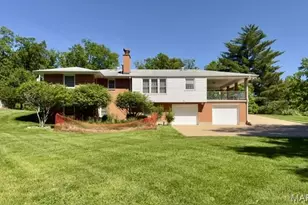 9817 Kimker Ln, Sunset Hills, MO 63127 - Photo 34