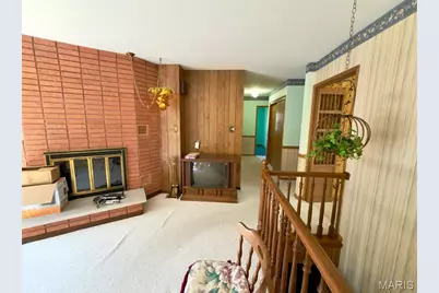 9817 Kimker Lane, Sunset Hills, MO 63127 - Photo 4