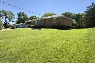 9817 Kimker Ln, Sunset Hills, MO 63127 - Photo 30