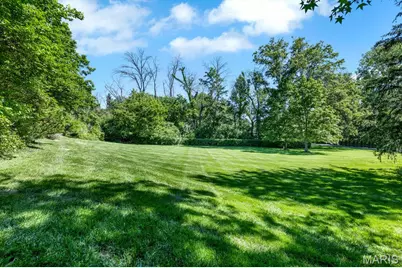 1 Huntleigh Trails Lane, Saint Louis, MO 63131 - Photo 4