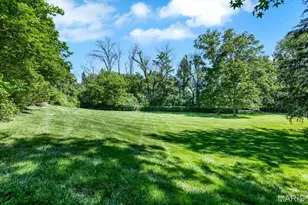 1 Huntleigh Trails Ln, Saint Louis, MO 63131 - Photo 4