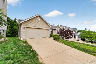 763 Shadow Pine Drive, Fenton, MO 63026 - Photo 2