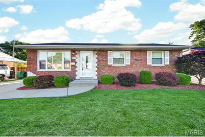 4019 Greenmeadows Drive, Saint Louis, MO 63123 - Photo 1