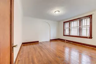 8644 Church Rd, Saint Louis, MO 63147 - Photo 16