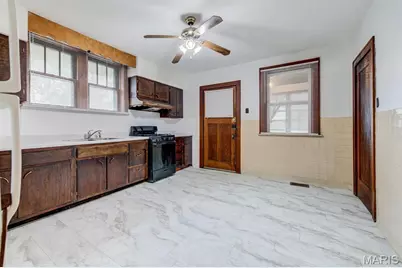8644 Church Road, Saint Louis, MO 63147 - Photo 10