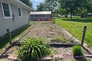 215 S Oak St, Monroe City, MO 63456 - Photo 6