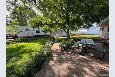 215 S Oak Street, Monroe City, MO 63456 - Photo 8