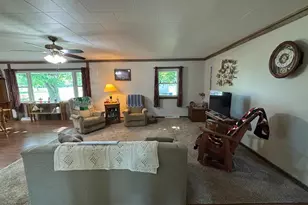 215 S Oak St, Monroe City, MO 63456 - Photo 18