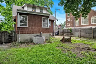 2312 Bellevue Ave, Maplewood, MO 63143 - Photo 54