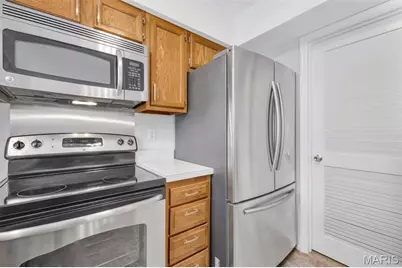 2201 Sequoia Park Court #E, Maryland Heights, MO 63043 - Photo 26