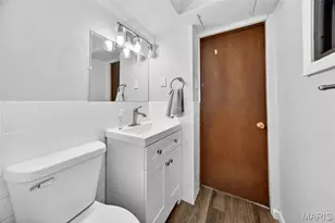 11819 Foxwood Dr, Maryland Heights, MO 63043 - Photo 22