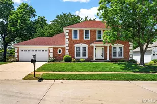 2113 Bow Tree Ct, Chesterfield, MO 63005 - Photo 1