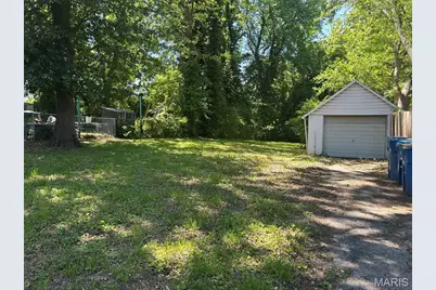 2945 Hilleman Avenue, Saint John, MO 63114 - Photo 12