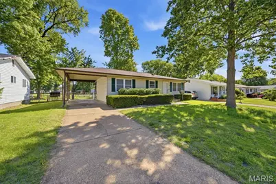 809 Lightwood Drive, Hazelwood, MO 63042 - Photo 1