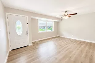 207 Bitterwood Dr, Saint Louis, MO 63021 - Photo 2