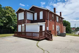 2801 Arlington Ave, Saint Louis, MO 63120 - Photo 2