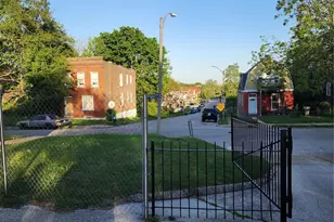 2801 Arlington Ave, Saint Louis, MO 63120 - Photo 10