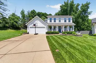 172 Rockwood Pl Ct, Eureka, MO 63025 - Photo 4