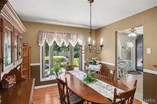 4912 Arevalo Ct, Saint Louis, MO 63128 - Photo 8