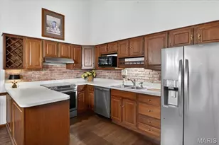 1544 Horseshoe Ridge Rd, Chesterfield, MO 63005 - Photo 16