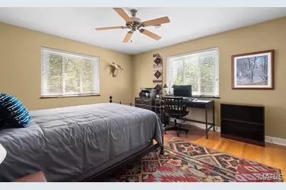 69 Bellerive Acres, Bellerive, MO 63121 - Photo 24