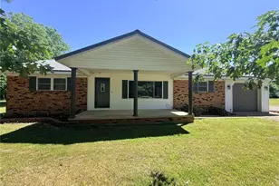 144 Harrison Ln, Poplar Bluff, MO 63901 - Photo 2