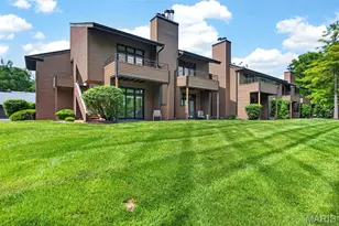 13818 Amiot Dr, Maryland Heights, MO 63146 - Photo 24