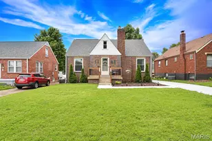 10014 N Marlene Dr, Saint Louis, MO 63123 - Photo 2