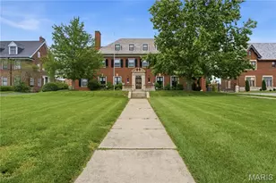 5591 Lindell Blvd, Saint Louis, MO 63112 - Photo 2