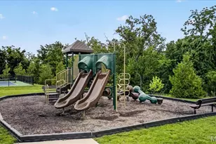 979 Crestwood Ln, O'Fallon, MO 63366 - Photo 46