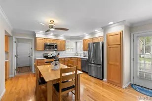 2806 Buckfield Ct, Oakville, MO 63129 - Photo 6