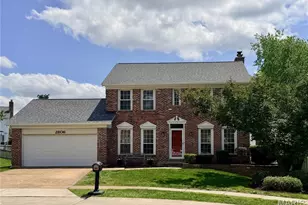 2806 Buckfield Ct, Oakville, MO 63129 - Photo 1