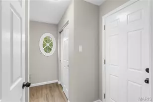 11269 Oak Hill Manor Dr, Bridgeton, MO 63044 - Photo 10