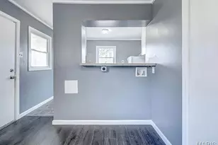 9618 De Porres Ln, Saint Louis, MO 63114 - Photo 12