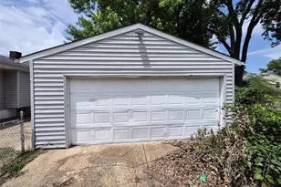 1201 June Ave, Saint Louis, MO 63138 - Photo 20