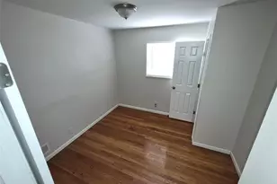 1201 June Ave, Saint Louis, MO 63138 - Photo 8