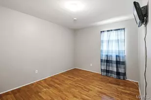 9745 Radio Dr, Saint Louis, MO 63123 - Photo 22