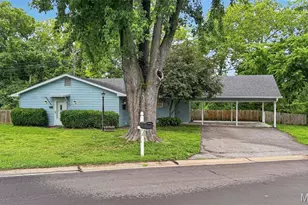 3373 Clemens Dr, Saint Charles, MO 63301 - Photo 2